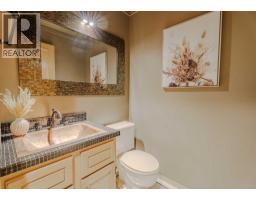 135 Canterbury Court SW - photo 18