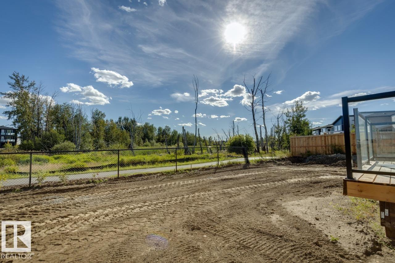 3035 5 AV SW, Edmonton — photo 5