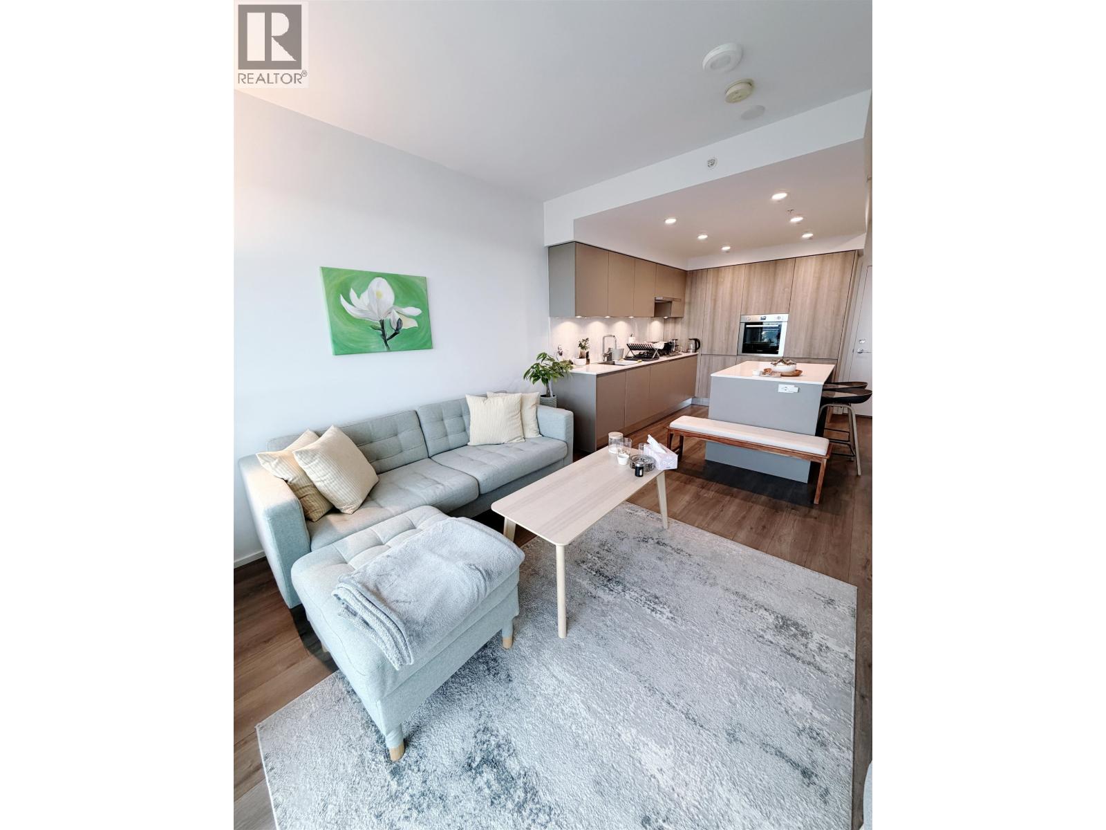 1 Bed, 1 Bath House for Sale in Burnaby – 2909 3809 EVERGREEN PLACE, Burnaby – MLS# R3165692 - Image 3