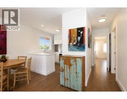 6438-6440 Douglas Street, West Vancouver, BC V7W2G2 Photo 16