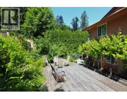6438-6440 Douglas Street, West Vancouver, BC V7W2G2 Photo 11