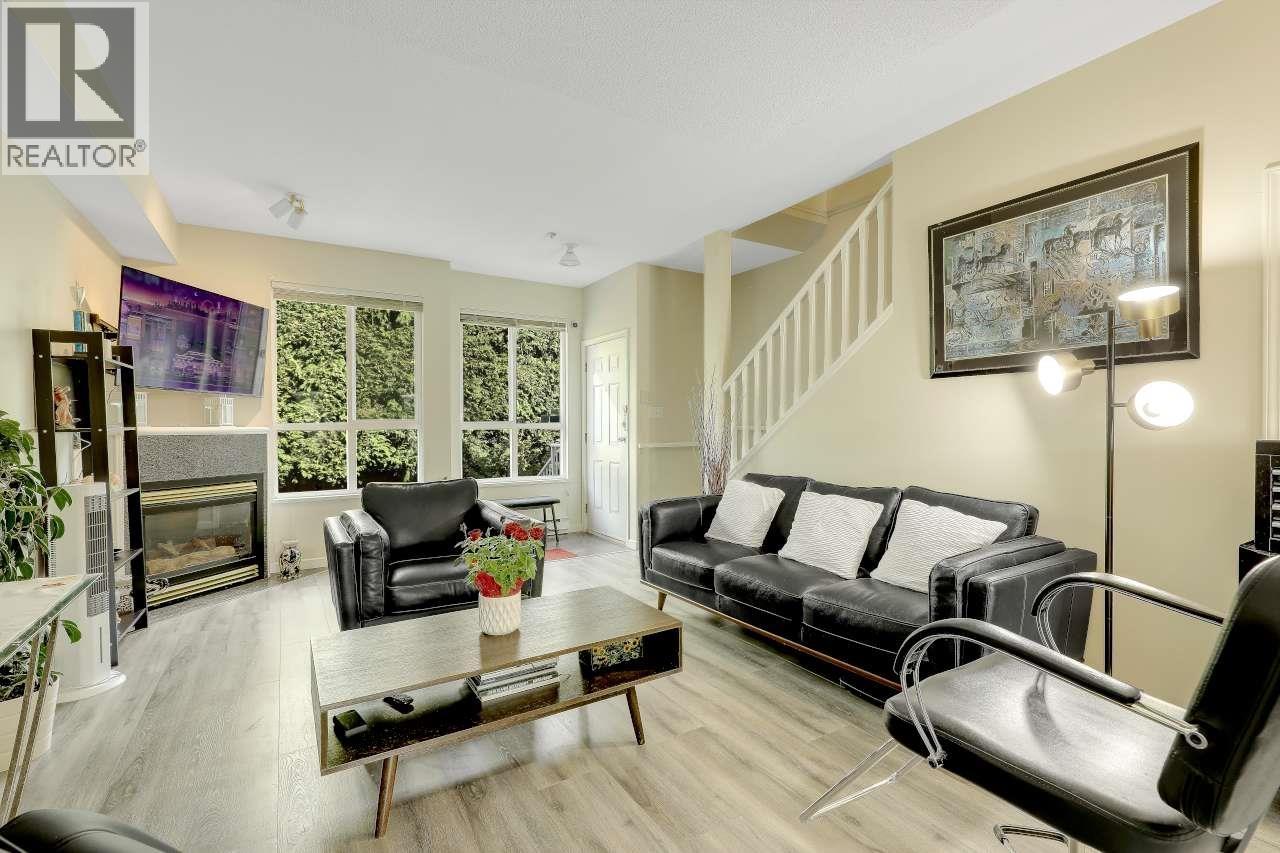 45 2728 CHANDLERY PLACE, Vancouver — photo 4