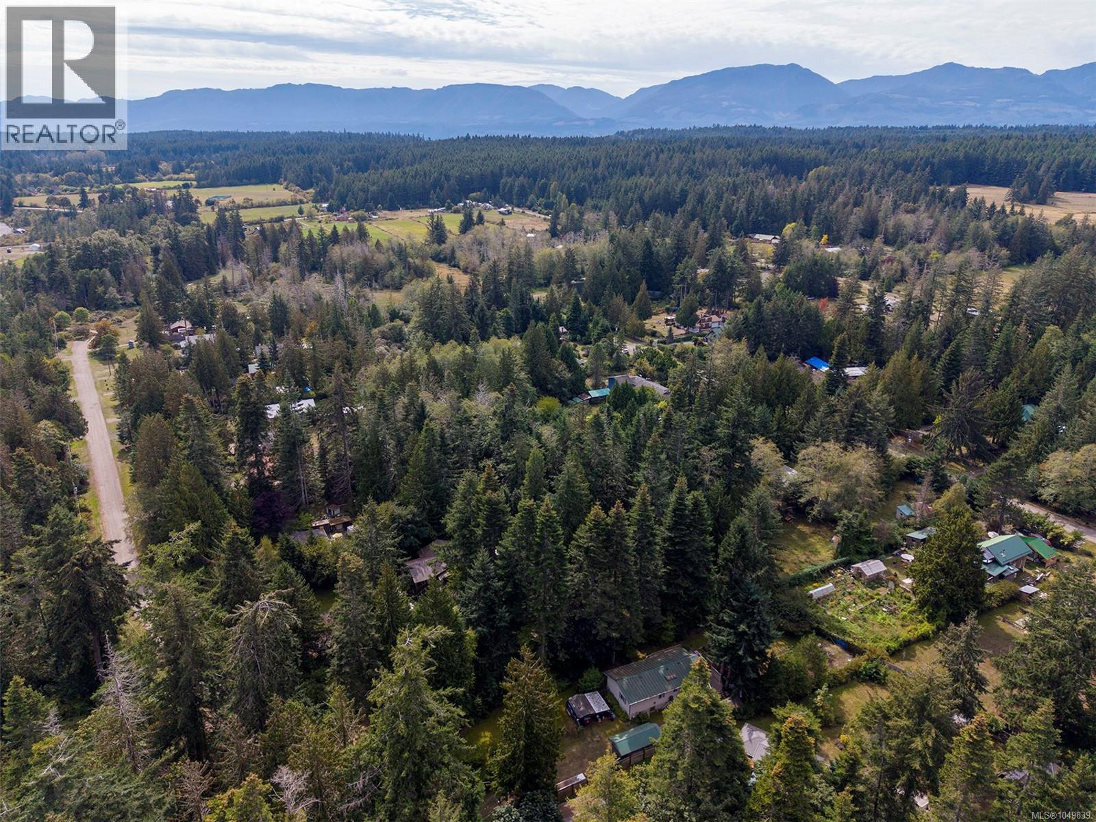 1701 Dalziel Rd - 55