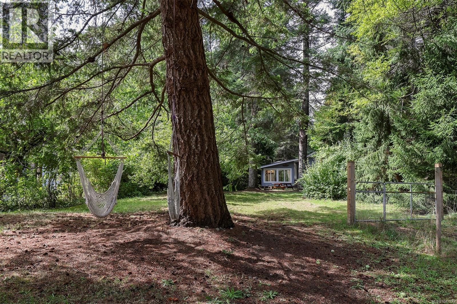 1701 Dalziel Rd - Image 48