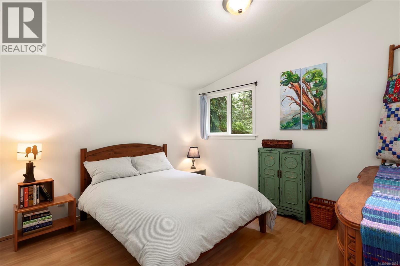 1701 Dalziel Rd - 31
