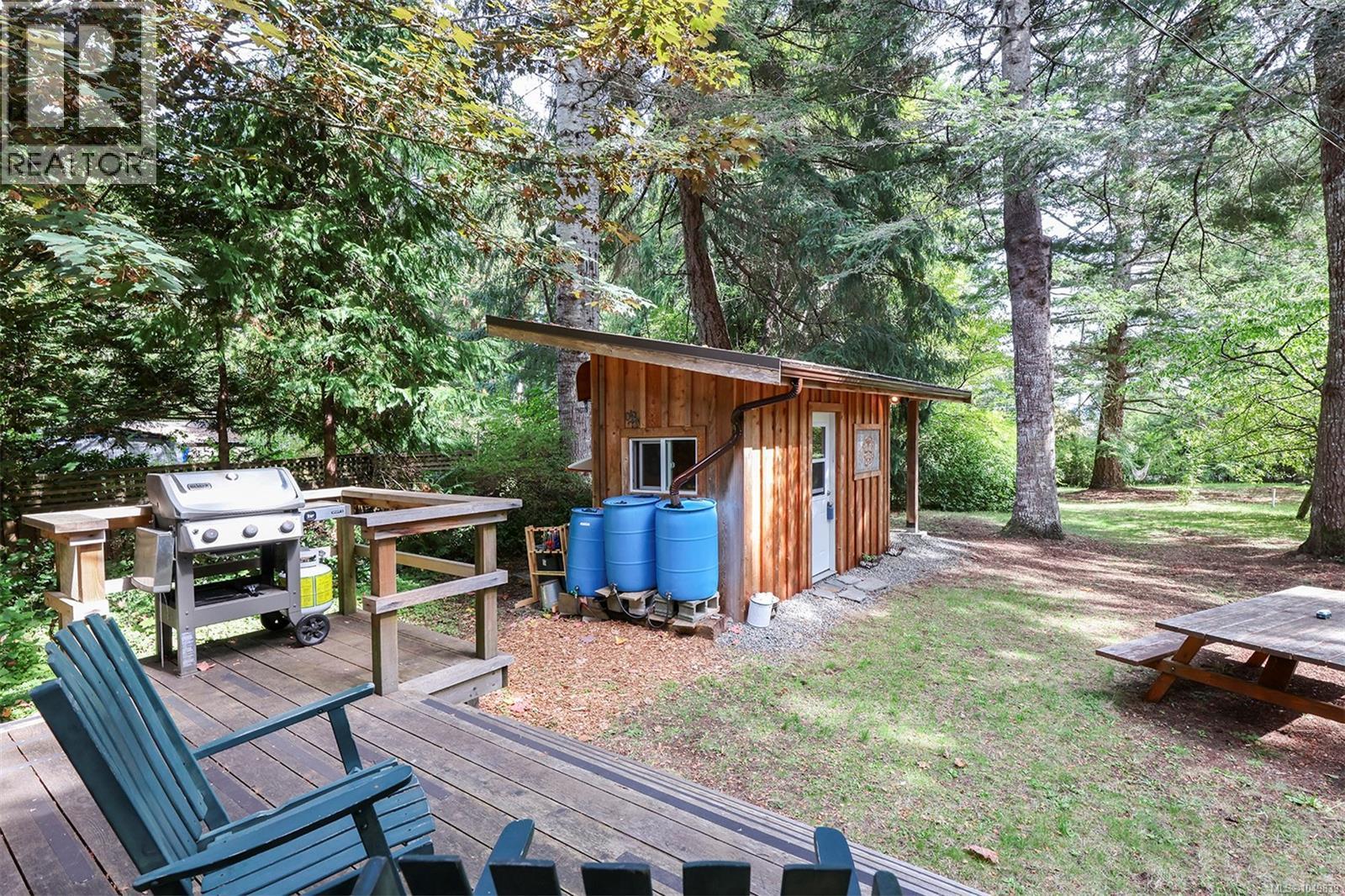 1701 Dalziel Rd - Image 18