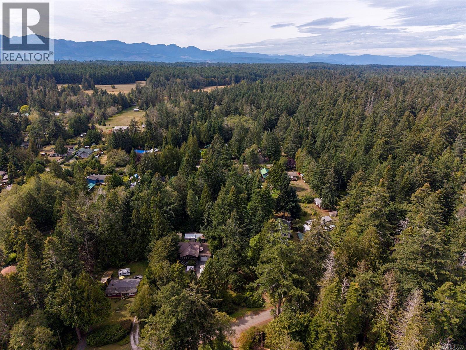 1701 Dalziel Rd - 58