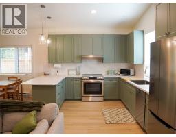 667 72nd Avenue, Grand Forks, BC V0H1H0 Photo 14