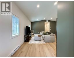 667 72nd Avenue, Grand Forks, BC V0H1H0 Photo 11