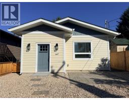 667 72nd Avenue, Grand Forks, BC V0H1H0 Photo 32