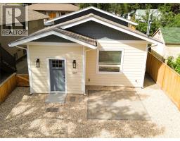 667 72nd Avenue, Grand Forks, BC V0H1H0 Photo 10