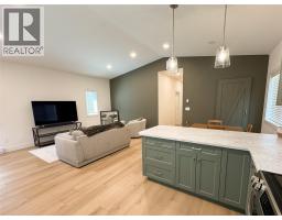 667 72nd Avenue, Grand Forks, BC V0H1H0 Photo 17