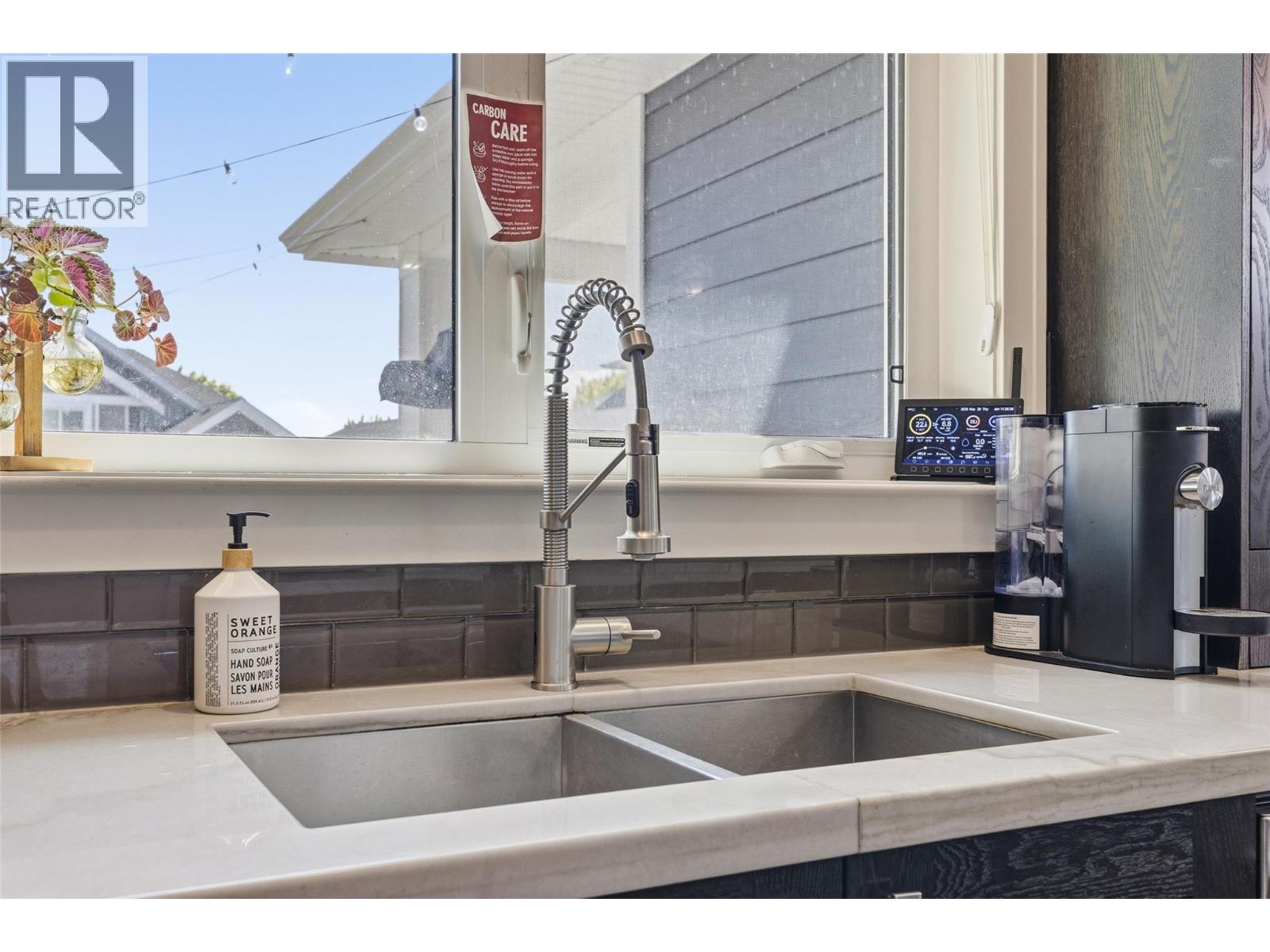 147 Skyland Drive, Kelowna