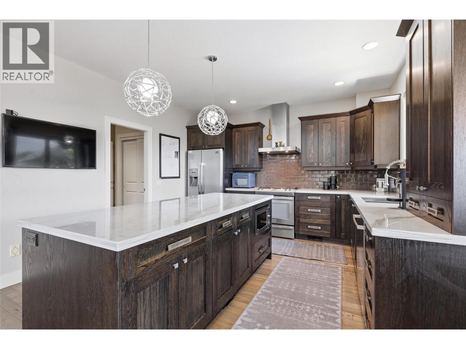 147 Skyland Drive, Kelowna