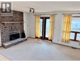 4pc Bathroom - 9105 95 Avenue, Lac La Biche, AB T0A2C0 Photo 9