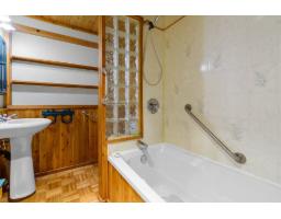 12 Cer. De St-anton, Lac Sainte Marie, QC J0X1Z0 Photo 16