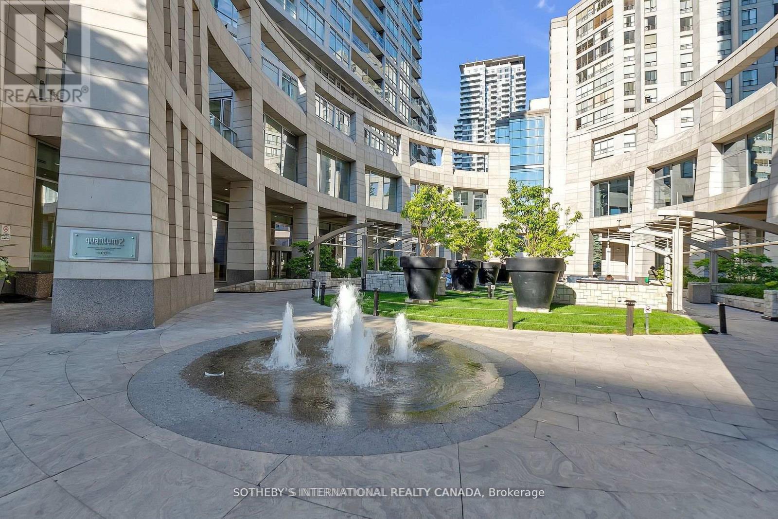 Photo of 2181 Yonge Street