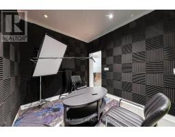 306 - 10376 Yonge Street N, Richmond Hill, ON L4C3B8 Photo 15