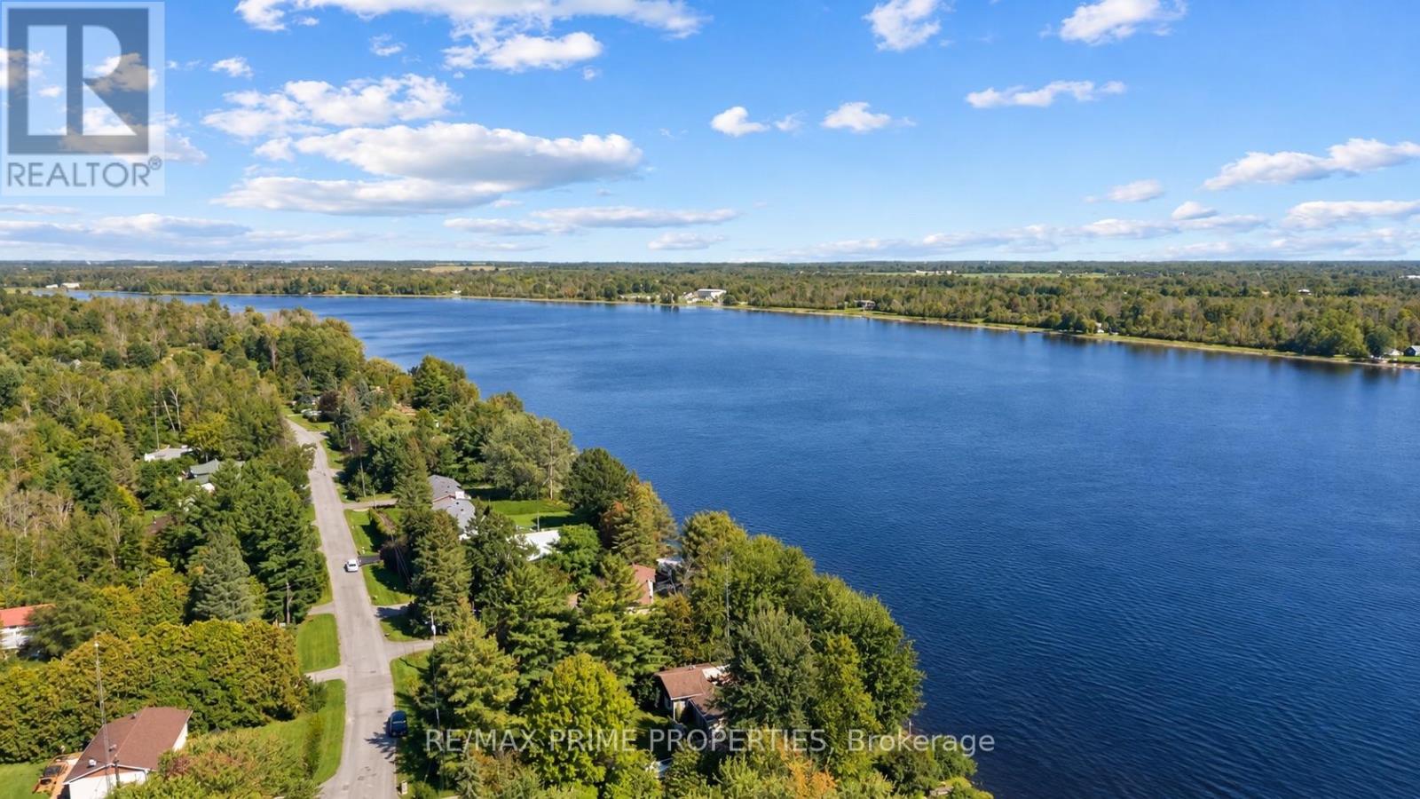2466 FAIRMILE ROAD, Ottawa — photo 2