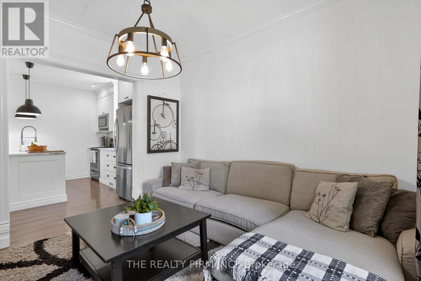 17 WOODWARD AVENUE, London North (North N) — photo 8