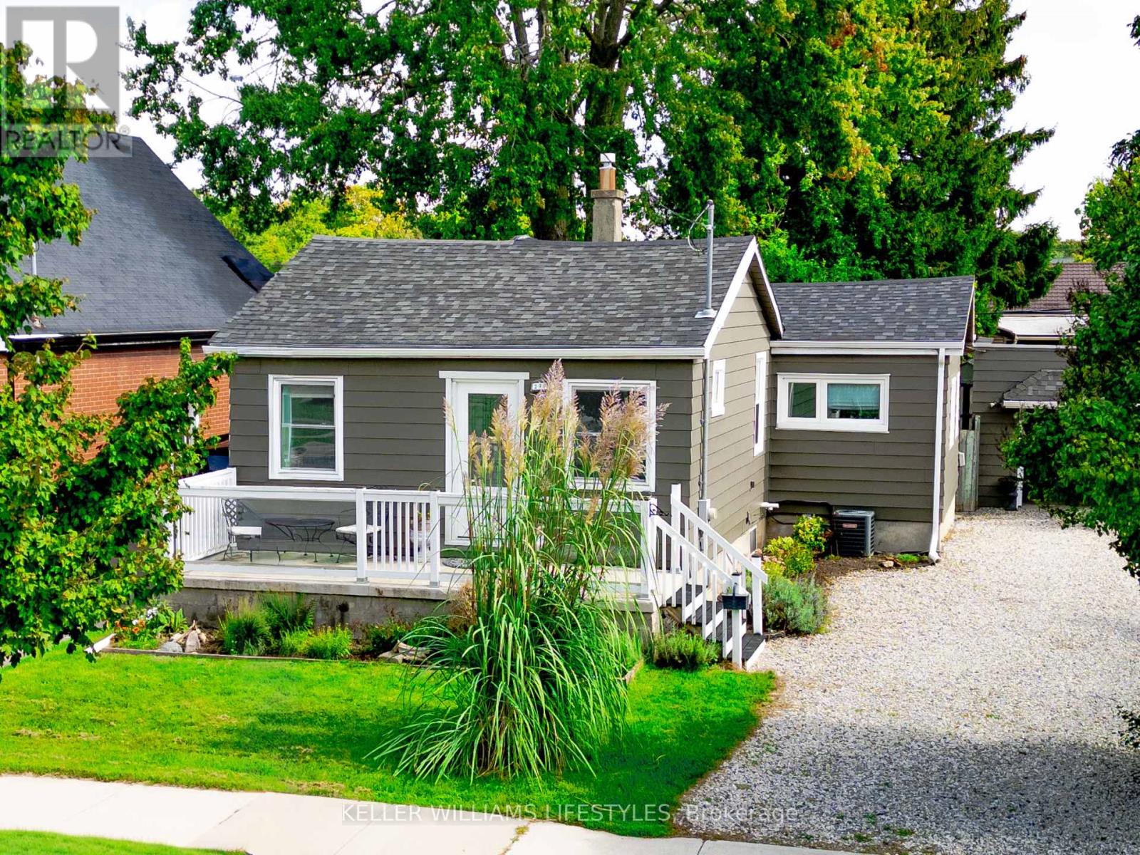 290 VANCOUVER STREET, London East (East H)