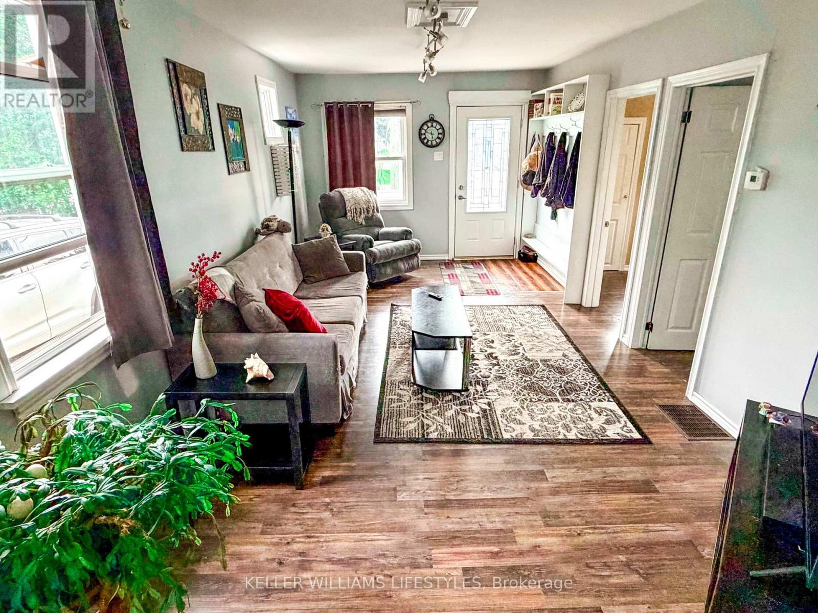 290 VANCOUVER STREET, London East (East H) — photo 4
