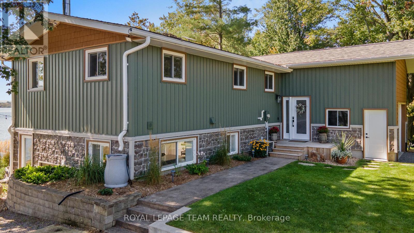 395 ISLAND VIEW DRIVE - 2