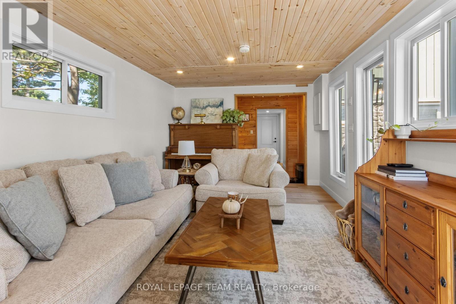 395 ISLAND VIEW DRIVE - Image 21