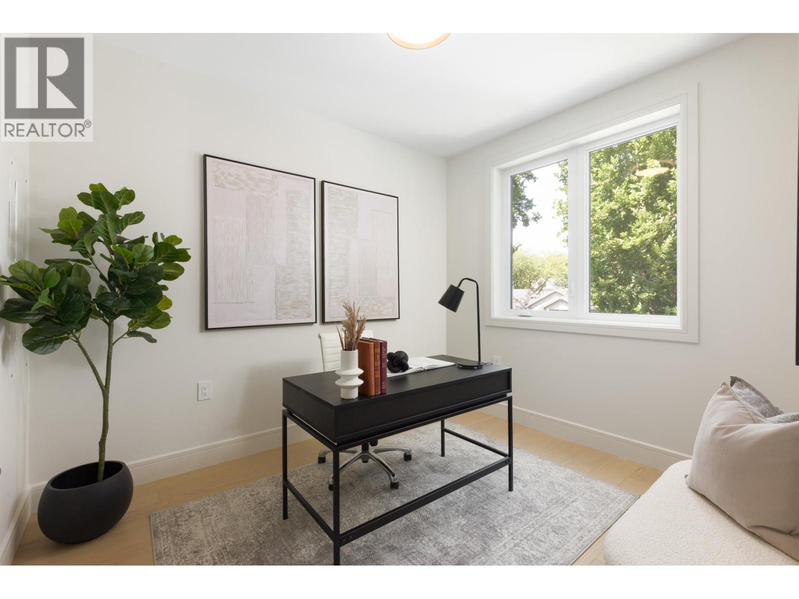 2066 E 1ST AVENUE, Vancouver