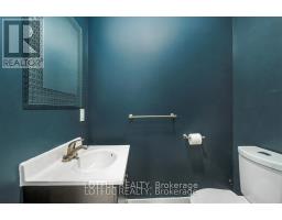 Foyer - 11 Champagne Avenue S, Ottawa, ON K1S4P1 Photo 7
