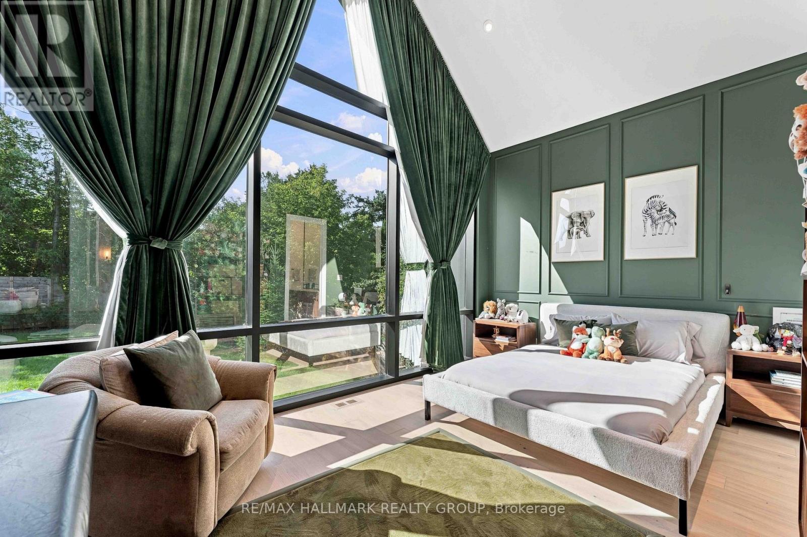 114 THEBERGE PRIVATE - 20