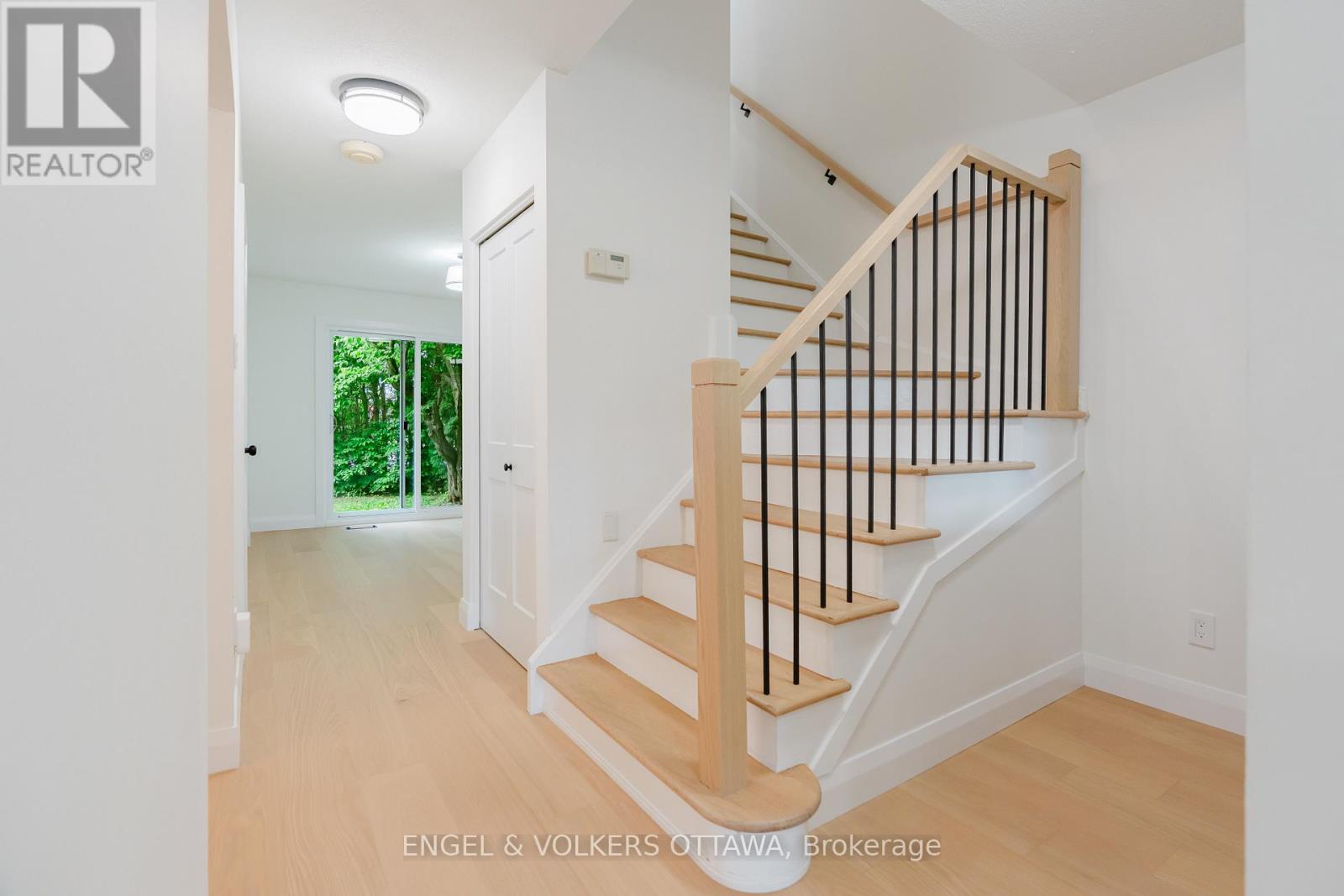 825 DE SALABERRY STREET, Ottawa. Luxury613. By Peter Sagos - Image 24