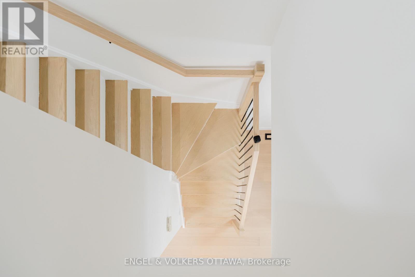 825 DE SALABERRY STREET, Ottawa. Luxury613. By Peter Sagos - Image 45