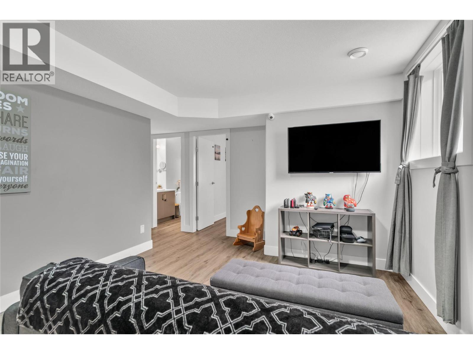  3819 Glen Canyon Drive, West Kelowna