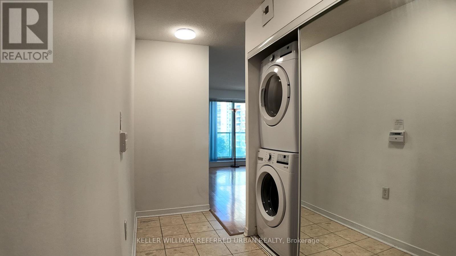 806 - 22 OLIVE AVENUE, Toronto (Willowdale East) — photo 2