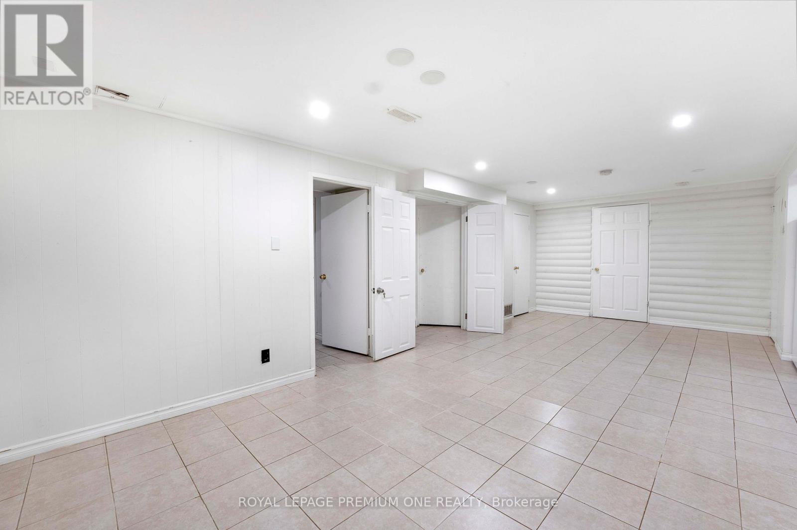 LOWER LEVEL - 139 MCKEE AVENUE, Toronto (Willowdale East) — photo 3