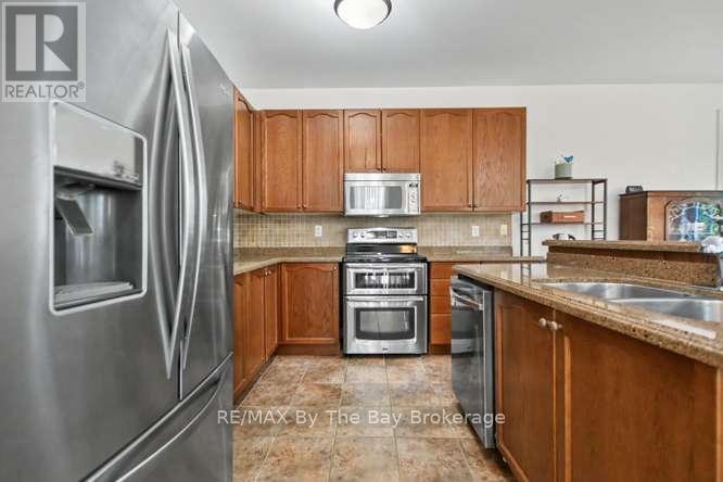 90 MEADOWLARK BOULEVARD - 12