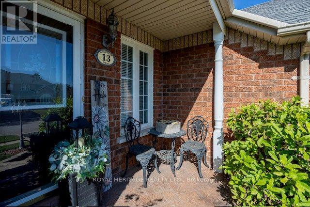 13 MCGREGOR DRIVE, Ajax (Northwest Ajax) — photo 3