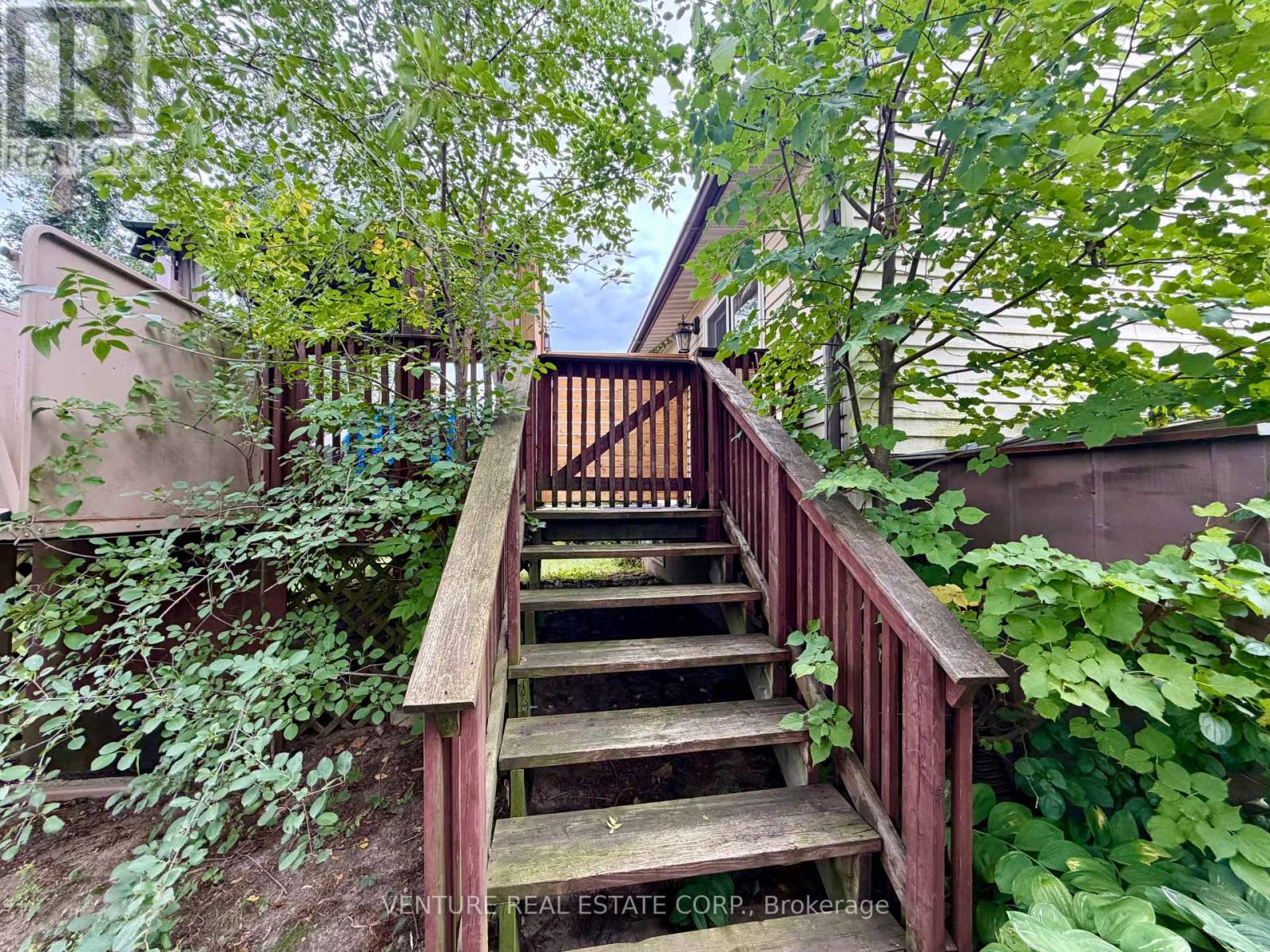 1329 BELAIR CRESCENT, Oshawa (Eastdale) — photo 3