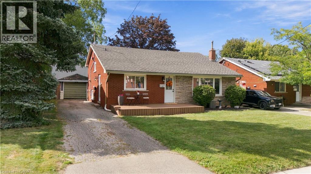 180 TERRACE Drive, Hamilton — photo 2