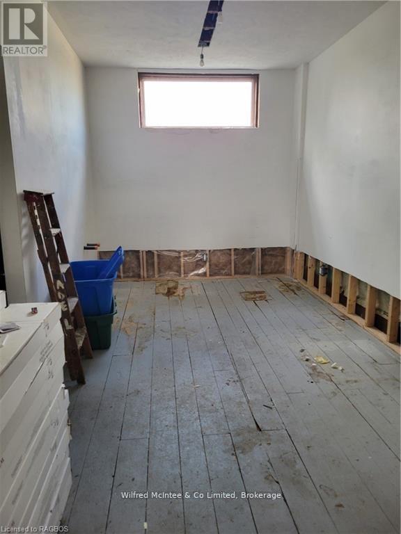 210 DURHAM STREET E, Brockton — photo 7