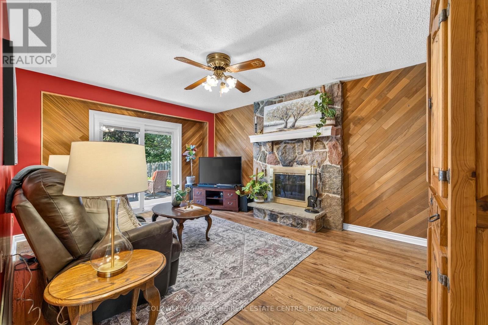 893 ARNOLD CRESCENT - Image 11