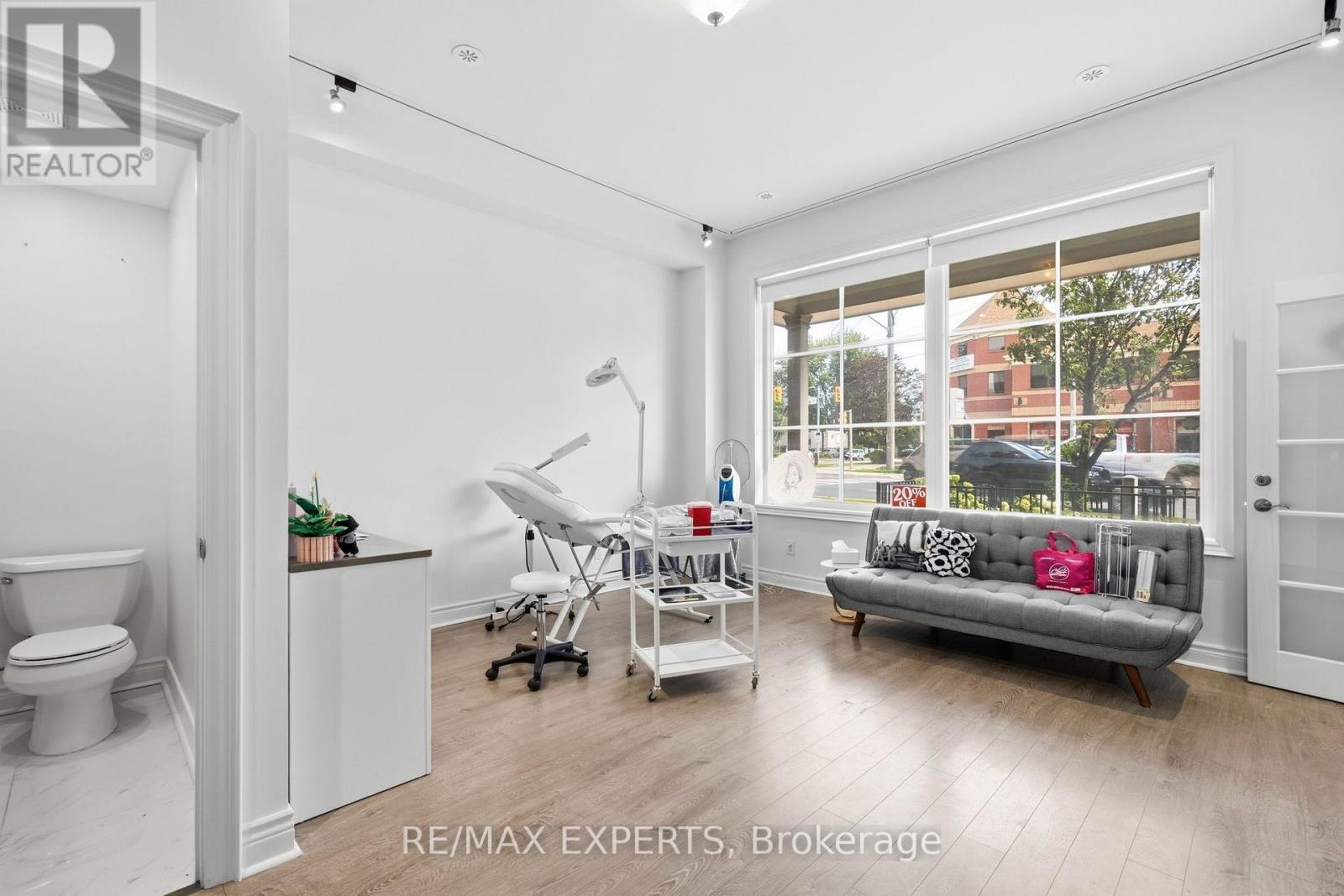 7 - 10060 KEELE STREET, Vaughan (Maple) — photo 5