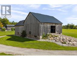 3750 10 Line N, Oro Medonte, ON L0K1E0 Photo 16