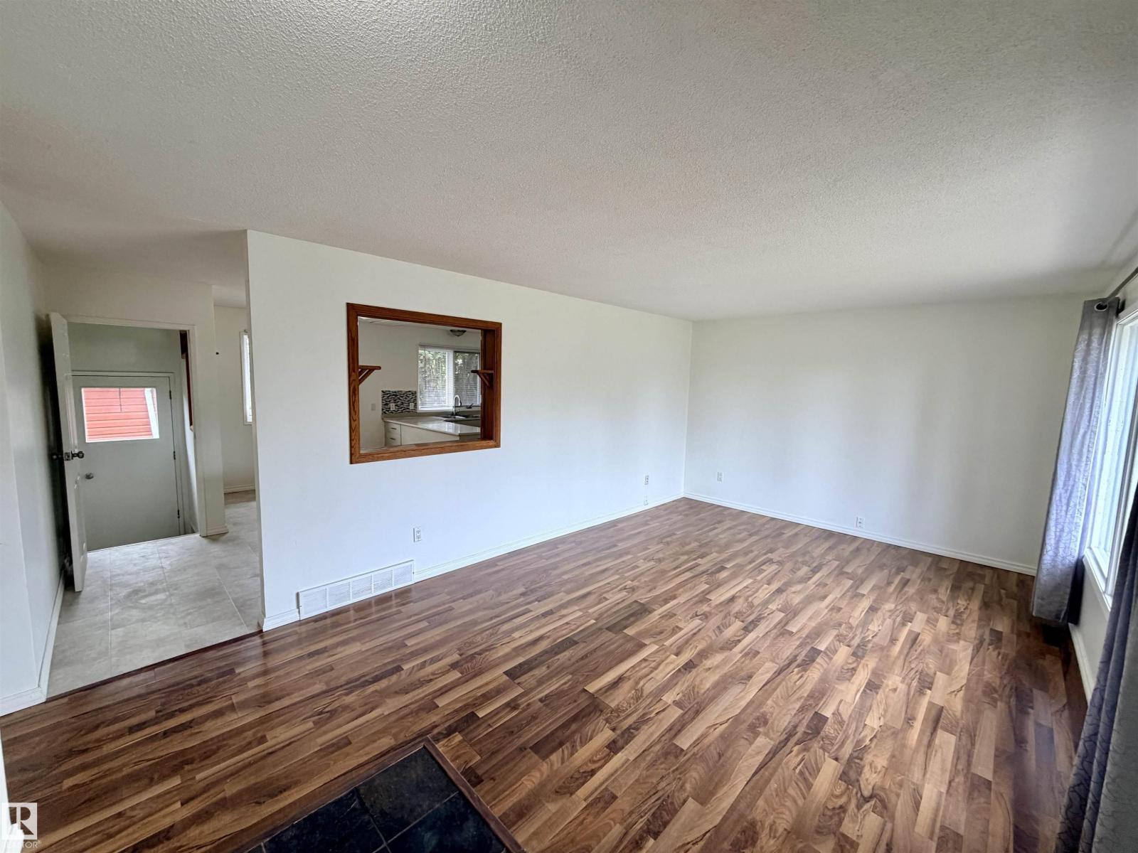 5113 45 ST, St. Paul Town — photo 3