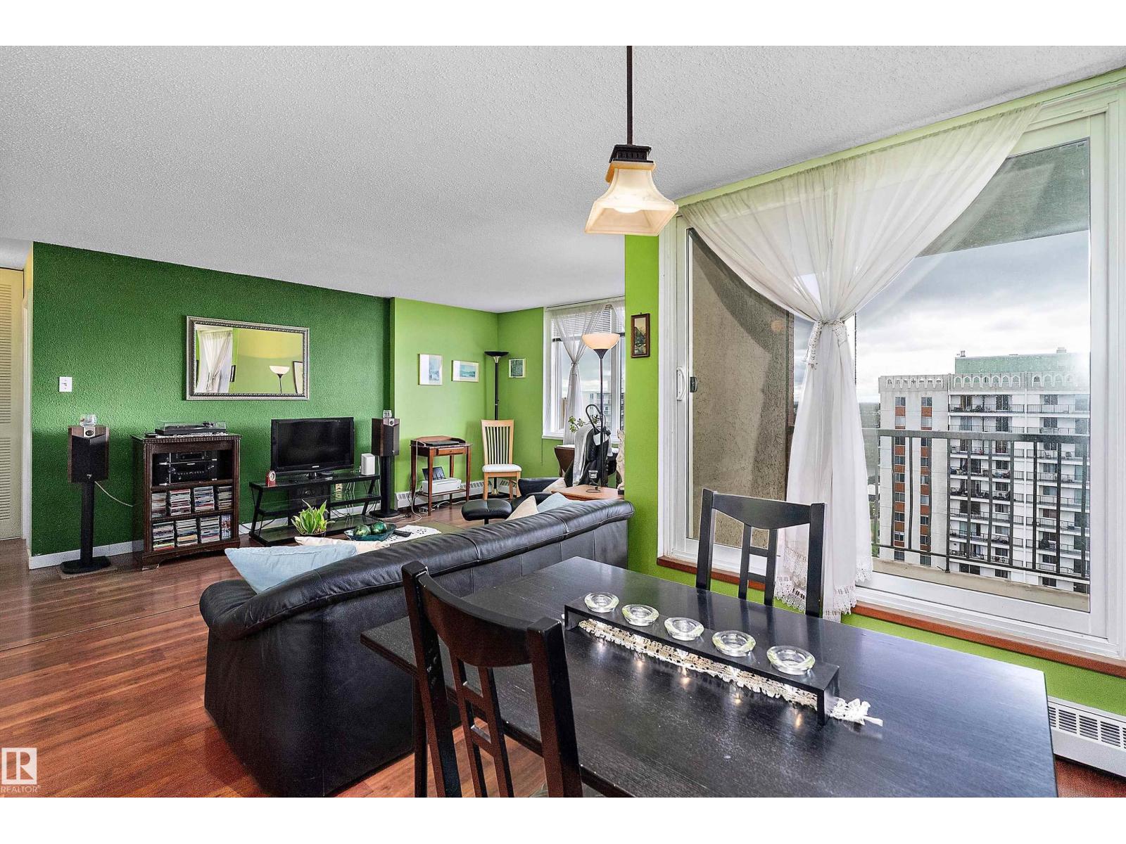 #1704 9916 113 ST NW - Image 13
