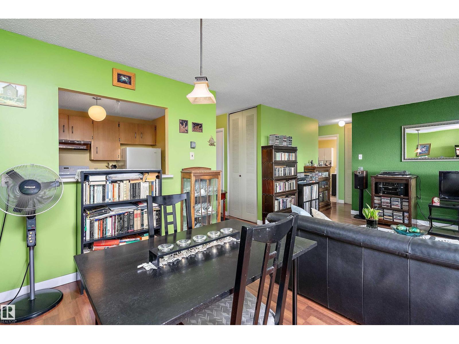 #1704 9916 113 ST NW - 14