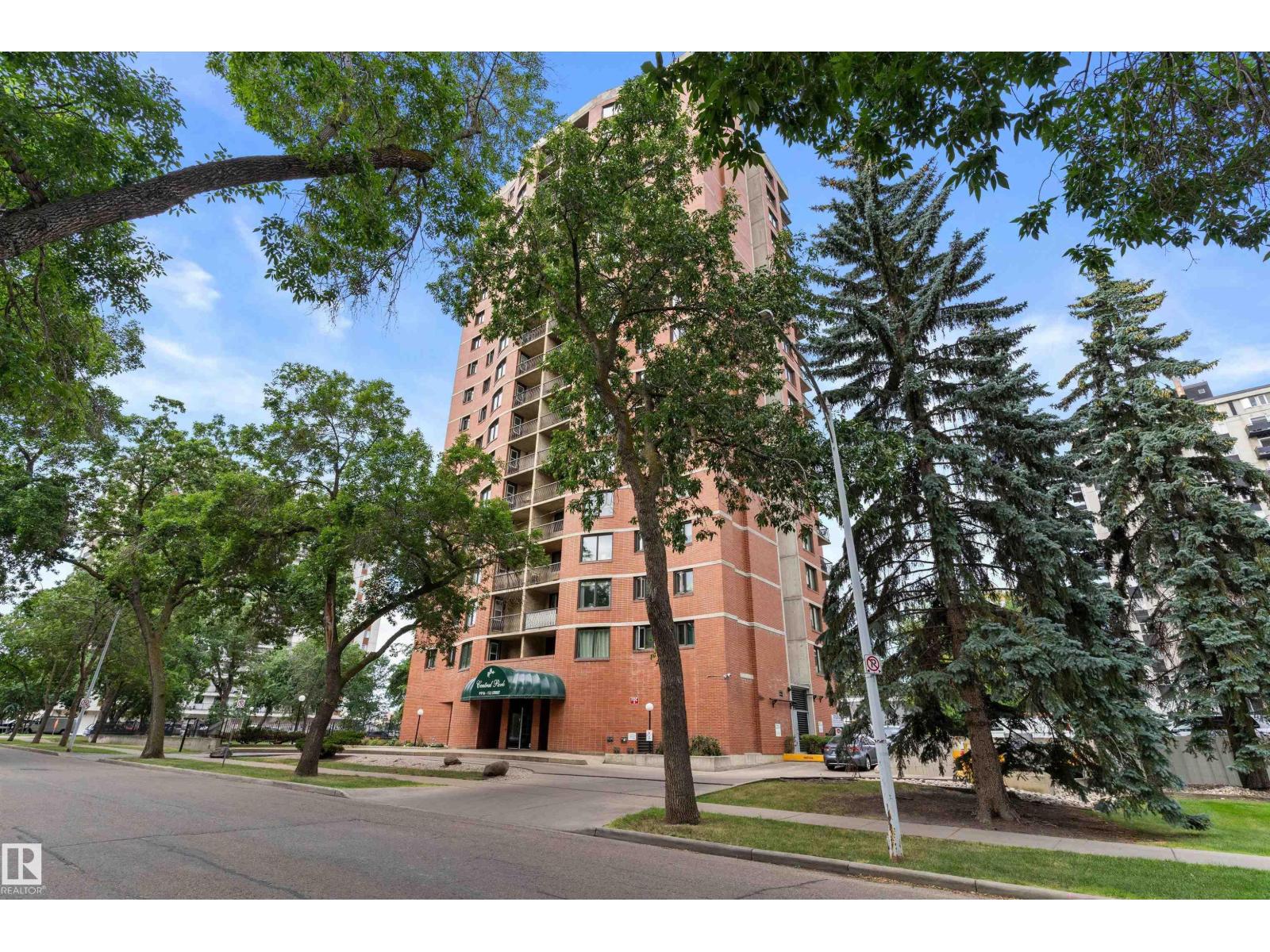 #1704 9916 113 ST NW - 30