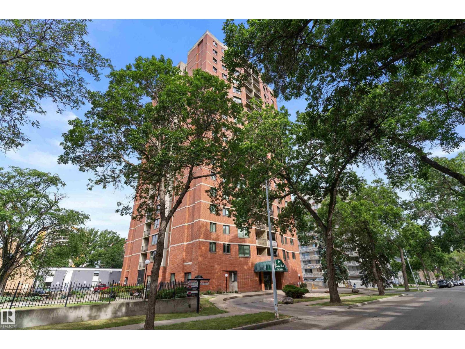#1704 9916 113 ST NW - 31
