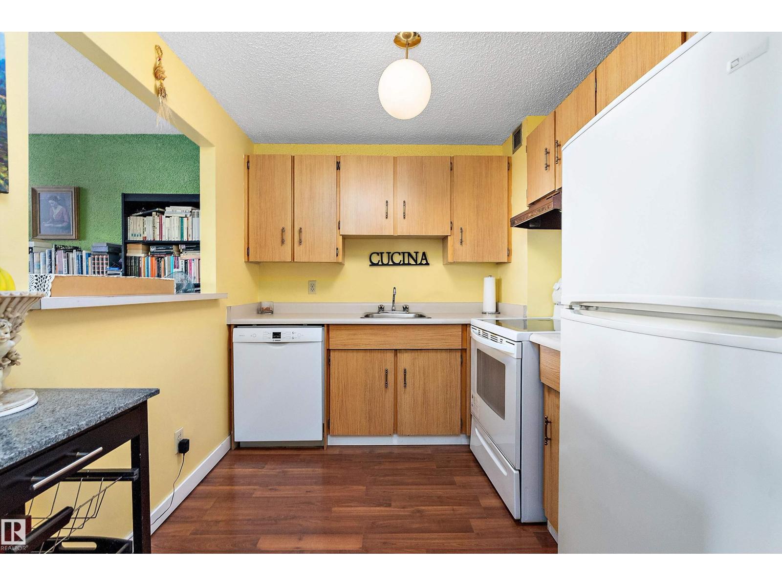 #1704 9916 113 ST NW - Image 7
